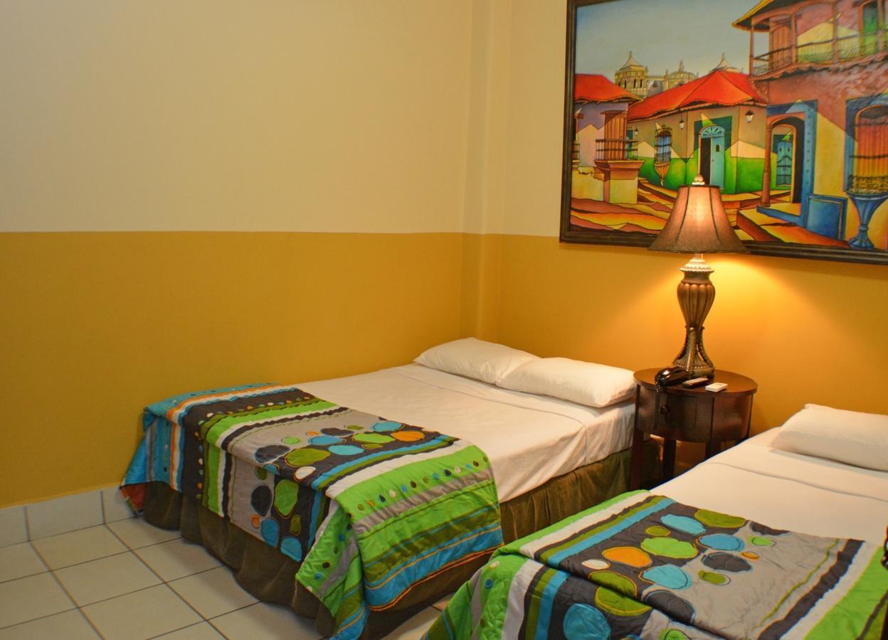 Hotel Los Balcones De Chinandega Rum bild