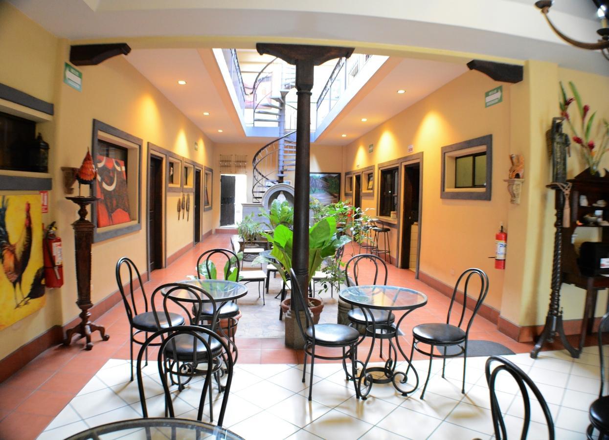 Hotel Los Balcones De Chinandega Exteriör bild