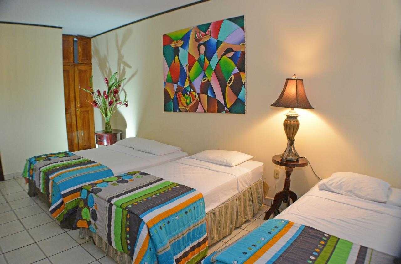 Hotel Los Balcones De Chinandega Rum bild